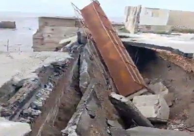 انهيار جسر العريضة الحدودي بين لبنان وسوريا