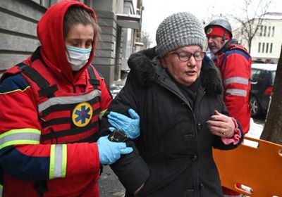 السلطات الأوكرانية تأمر بإجلاء 3 آلاف عائلة من زابوريجيا ودنيبروبتروفسك