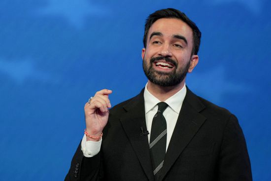 عمدة نيويورك يكشف سبب إلغاء قرارين يتعلقان بإسرائيل