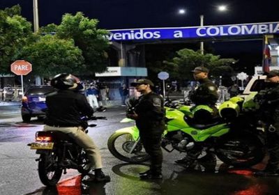 كولومبيا تعزز انتشار قواتها على الحدود مع فنزويلا وسط مخاوف من تدفق لاجئين