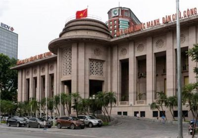 المركزي الفيتنامي يحذر من ضغوط تهدد مستهدف النمو