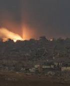 غارات الاحتلال تستهدف المناطق الشرقية لمدينتي غزة وخان يونس