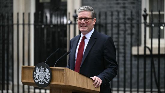 ستارمر يحذر: إقالتي ستغرق بريطانيا في فوضى عارمة