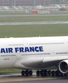 الطقس السيئ يجبر "كيه.إل.إم" على إلغاء 124 رحلة في سخيبول