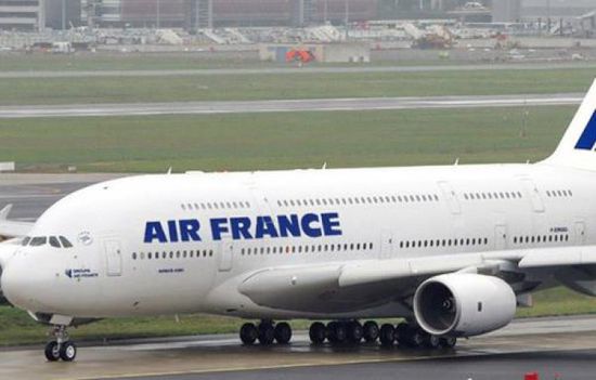 الطقس السيئ يجبر "كيه.إل.إم" على إلغاء 124 رحلة في سخيبول