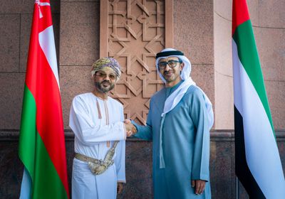 وزير الخارجية الإماراتي يستقبل نظيره العماني في أبوظبي