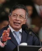 مجدداً.. الرئيس الكولومبي يتعهد بحمل السلاح بعد تهديدات ترامب