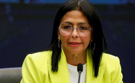 رسمياً.. نائبة مادورو تؤدي اليمين رئيسة مؤقتة لفنزويلا