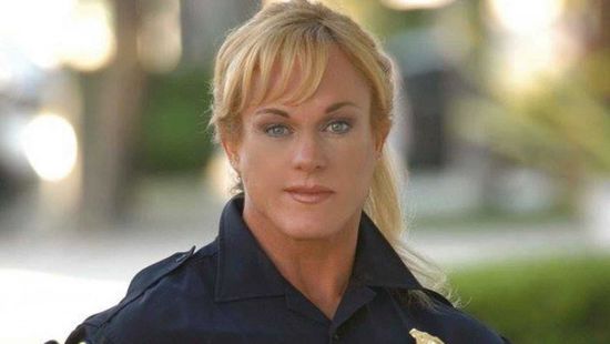 "الآنسة مان".. وفاة بطلة كمال الأجسام جاين تركا