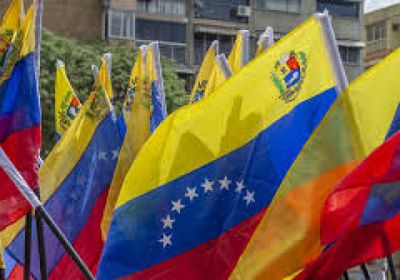 اتحاد فنزويلي: احتجاز 14 من العاملين في مجال الإعلام