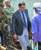 تعويم سفينة "رتشفلد" الغارقة في ميناء الاصطياد بعدن