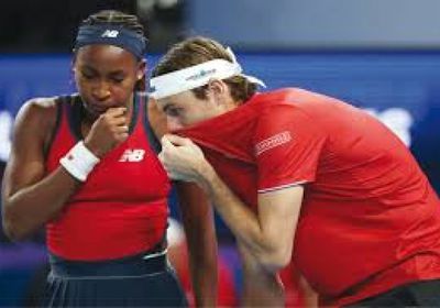 جوف تقود الولايات المتحدة إلى قبل نهائي كأس يونايتد للتنس بعد تخطي اليونان