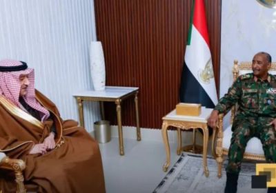 رئيس مجلس السيادة والخريجي يناقشان مبادرة السعودية بشأن السودان