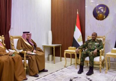 رئيس مجلس السيادة السوداني يستقبل نائب وزير الخارجية السعودي في بورتسودان