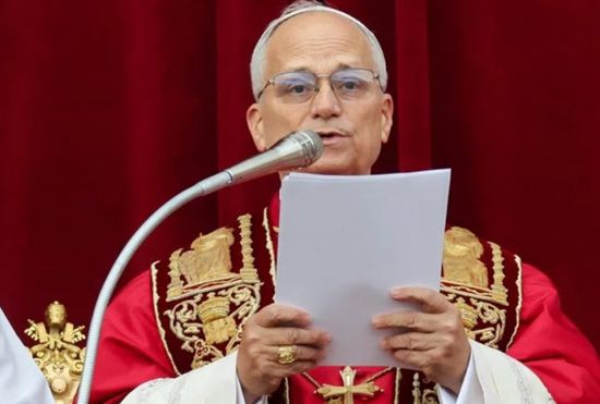 بابا الفاتيكان: الحرب أصبحت موضة العصر