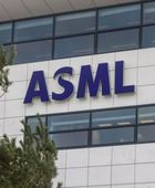 القيمة السوقية لـ "إيه إس إم إل" تتجاوز نصف تريليون دولار