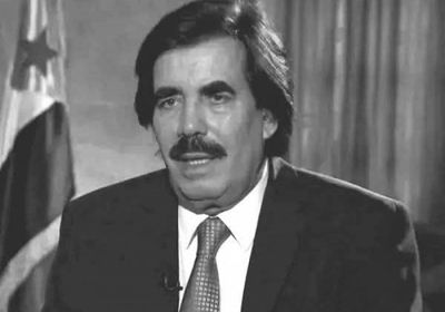 الرئيس الزُبيدي ينعي رحيل علي سالم البيض