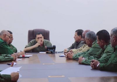 أمن عدن يواصل ملاحقة الدراجات النارية ومروجي المخدرات