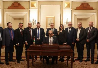 رئيس الوزراء الفلسطيني يبحث مع كريستوف بيجو التطورات الميدانية في غزة