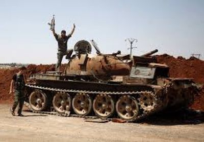 قائد كردي يدعو أمريكا إلى التدخل بقوة في الاشتباكات في سوريا