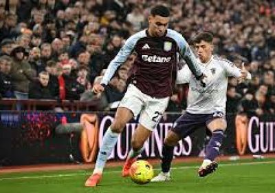 باري لاعب إيفرتون يُلحق ضررًا بآمال أستون فيلا في الفوز بلقب دوري إنجلترا