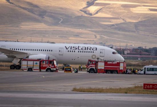 هبوط طائرة هندية اضطراريًا بعد بلاغ بوجود قنبلة