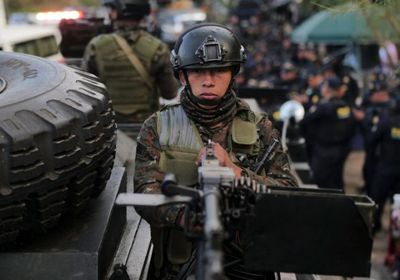 رئيس غواتيمالا يعلن حالة الطوارئ بعد قتل شرطيين