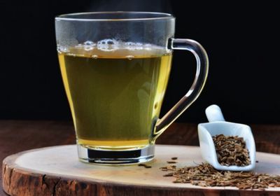 أهمية تناول ماء الكمون الدافئ