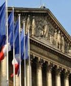 فرنسا ترحّب بوقف إطلاق النار في سوريا