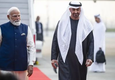 رئيس الإمارات يصل إلى الهند