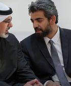 ولي عهد أبوظبي يؤدي العزاء في الزعيم الراحل علي البيض