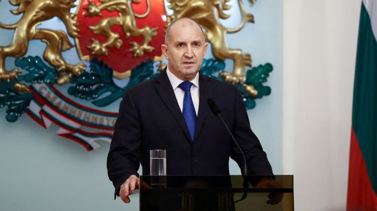 الرئيس البلغاري يعلن تنحيه عن منصبه 