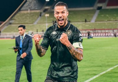 الأهلي القطري يتعاقد مع المدافع النيجيري إيكونج