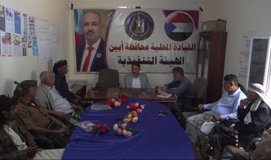 انتقالي أبين: قرارات العليمي الأحادية إعلان حرب على شعب الجنوب