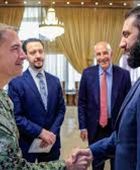 قائد "سنتكوم" يبحث مع الشرع نقل معتقلي داعش