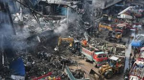 ارتفاع حصيلة قتلى الحريق في مركز تجاري بباكستان إلى 55