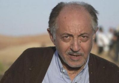 تعرض الفنان عبد العزيز مخيون لوعكة صحية ونقله للمستشفى