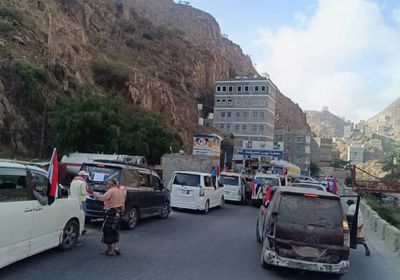 مواكب أبناء يافع تزحف نحو عدن للمشاركة بمليونية الثبات