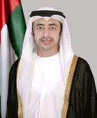 وزير الخارجية الإماراتي يرحب باستضافة أبوظبي للمحادثات بين موسكو وكييف وواشنطن