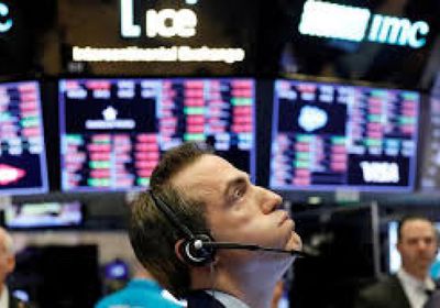 أداء متباين للأسهم الأمريكية