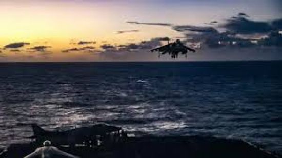 مقتل شخصين بضربة جوية أمريكية على سفينة تهريب