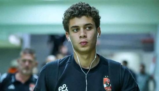 الأهلي المصري يعلن انتقال لاعبه إلى برشلونة