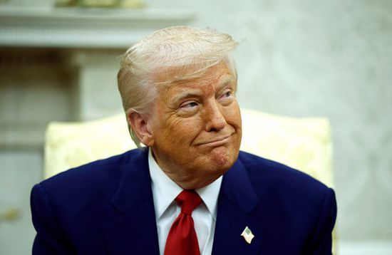 ترامب يعلن حالة الطوارئ في 10 ولايات بسبب الطقس