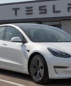 توقعات باستفادة "تسلا" من خفض كندا للرسوم على السيارات الصينية