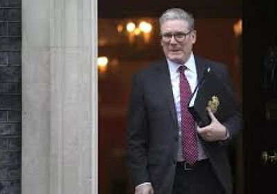 حزب العمال البريطاني يعرقل محاولة منافس ستارمر للعودة إلى البرلمان