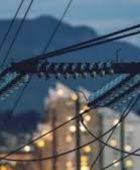 انقطاع الكهرباء لدى أكثر من 600 ألف مستخدم أميركي بسبب العاصفة