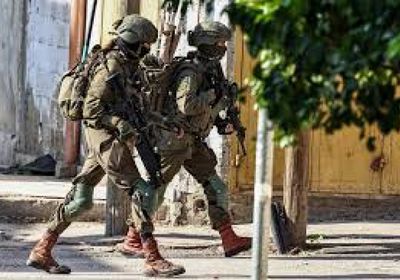 الجيش الإسرائيلي يحقق مع جندي على خلفية فبركة خطف معتقل فلسطيني