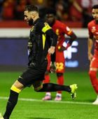 القادسية يفوز 3-1 على النجمة في الدوري السعودي