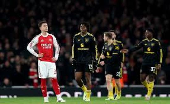 مانشستر يونايتد يصعق أرسنال المتصدر ويُشعل المنافسة على اللقب