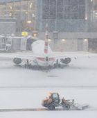 انقطاع الكهرباء وإلغاء رحلات جوية بالولايات المتحدة